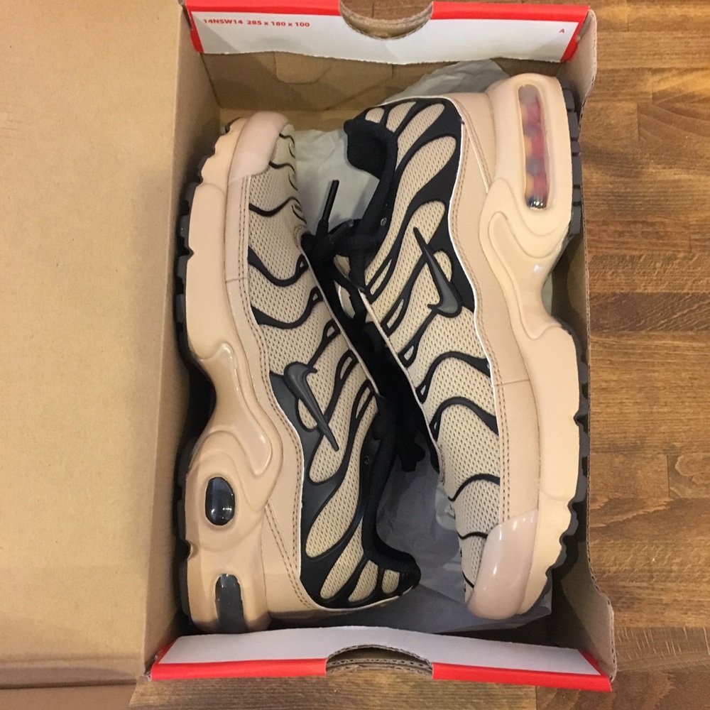 Air Max Plus Gs Desert / Ridgerock Black